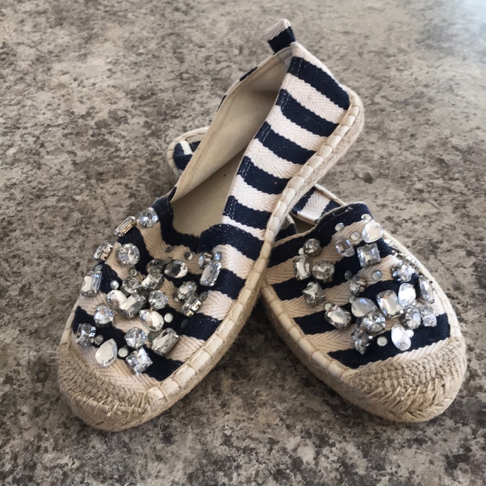 flats, shoes